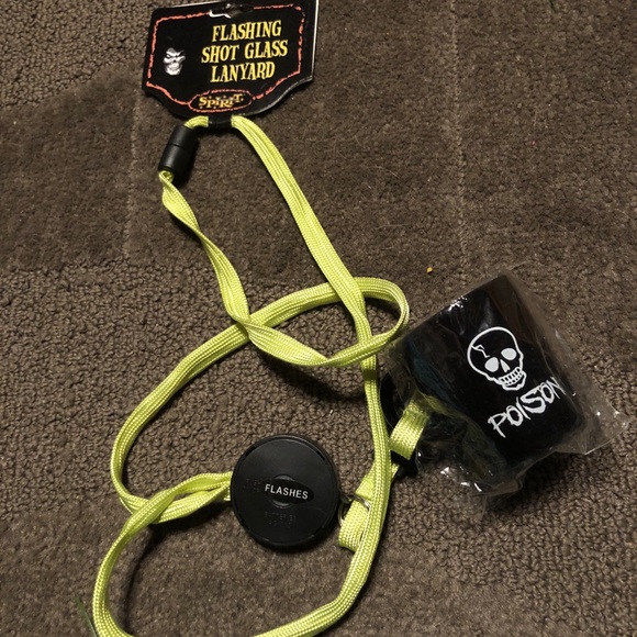 Spirit Accessories Flashing Shot Glass Lanyard Skull Black Green